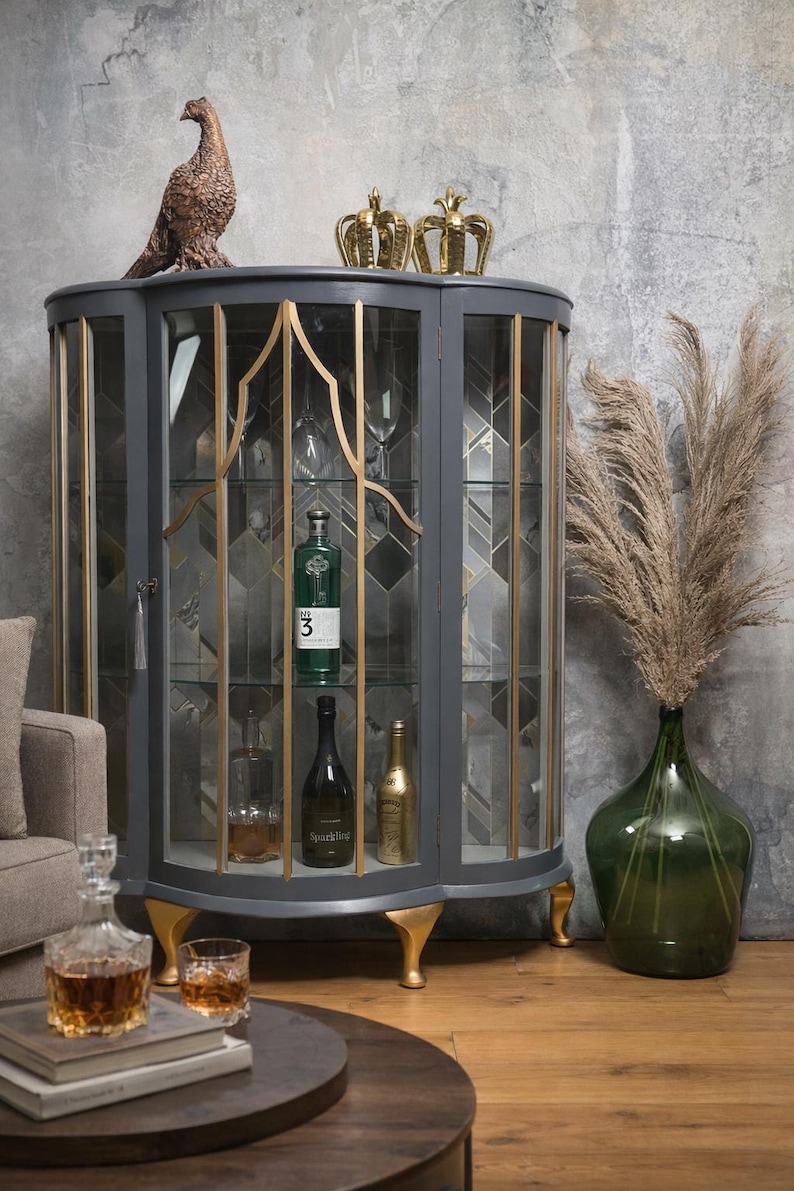 Grey & Gold Vintage Drinks Cabinet with Geo Design image 3