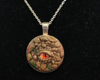 Oude koperen drakenketting