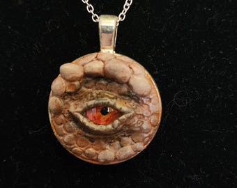 Triceratops-oogketting