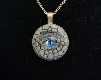 Witte drakenoog ketting