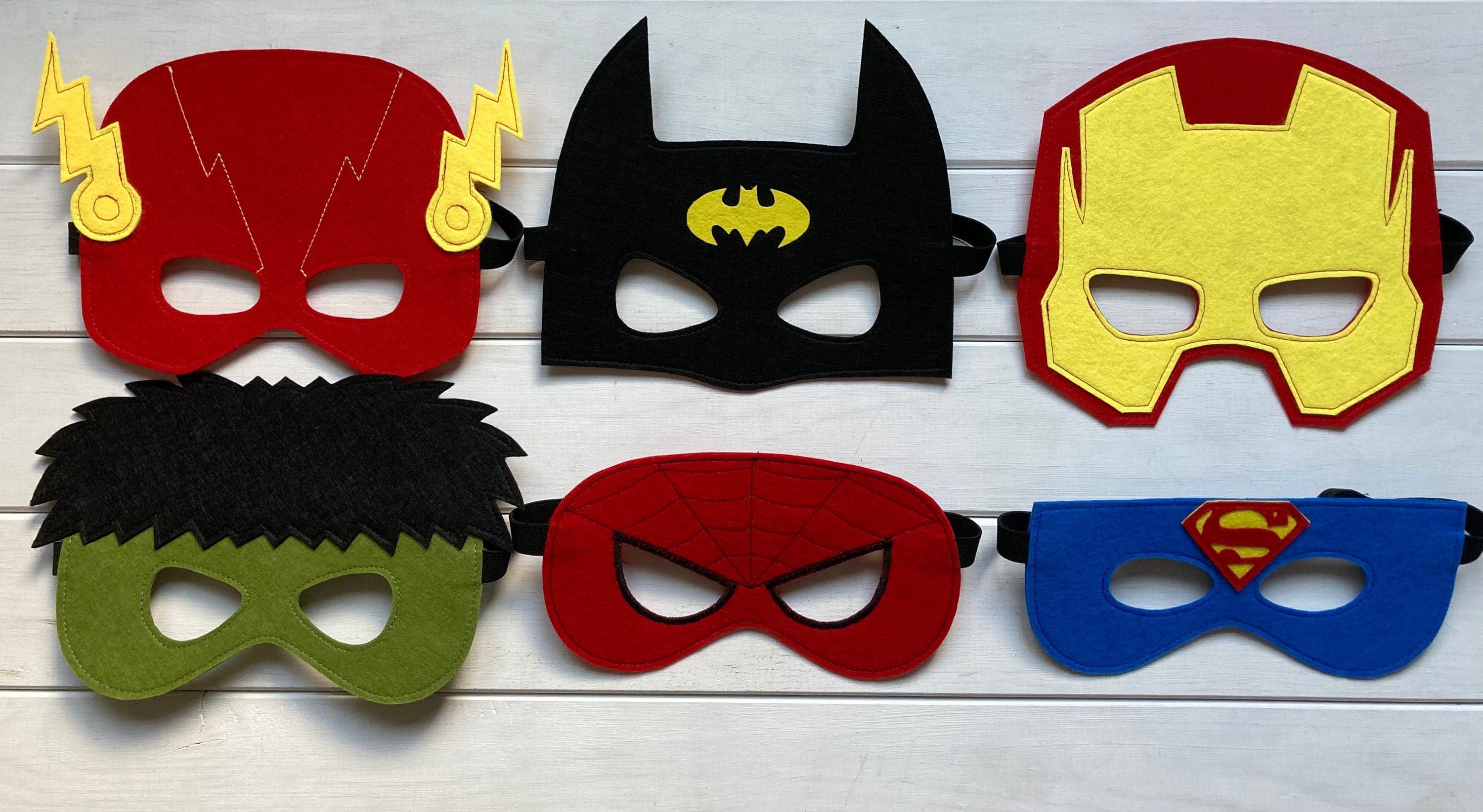 Paquete de 20 máscaras de superhéroes para fiestas para niños, juego de  juguetes para disfrazarse, cumpleaños, festival, Navidad, Halloween,  cosplay