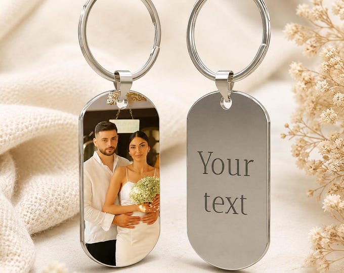 Custom Photo & Text Engraved Keychain – 4 Colors