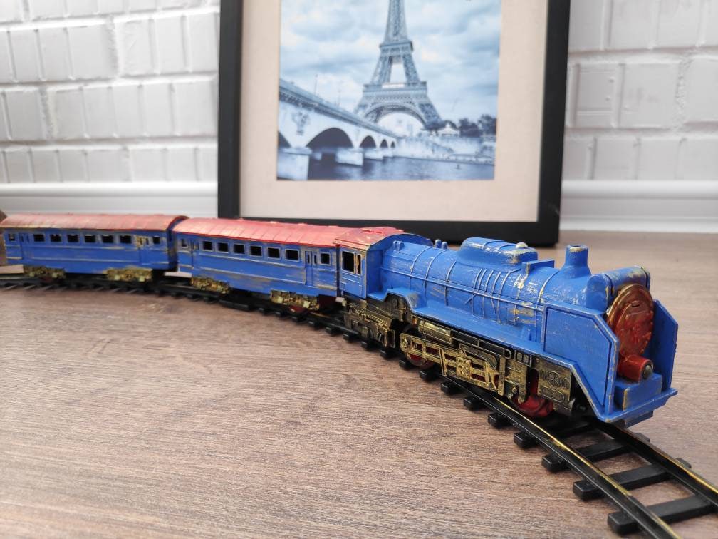 Train set in vintage style. Model trains. Model railroad. Etsy