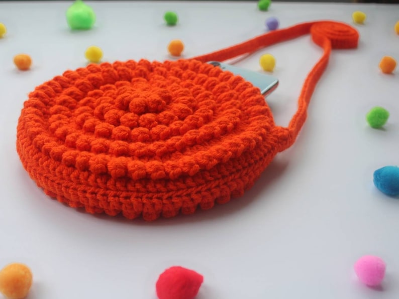 Boho-Chic Delight: The Marigold Circle Bag Crochet Pattern DIY Fashion image 5