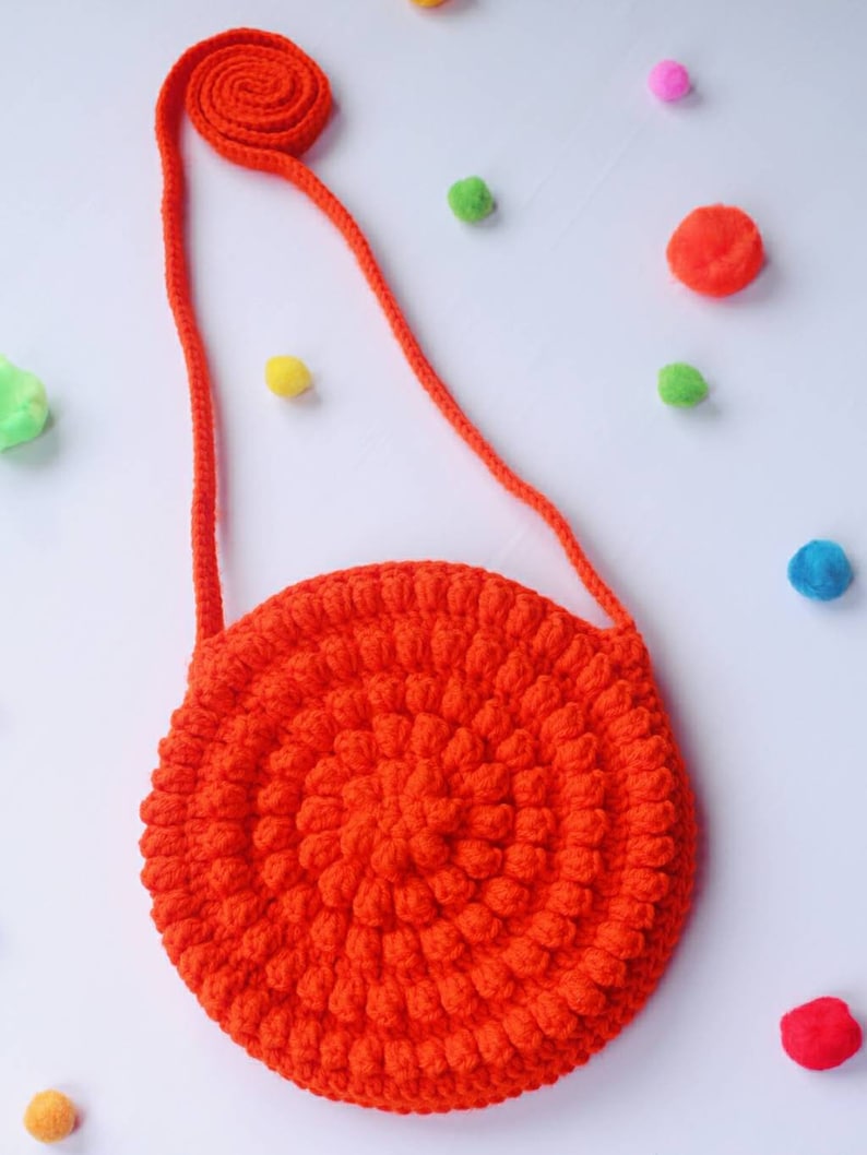 Boho-Chic Delight: The Marigold Circle Bag Crochet Pattern DIY Fashion image 3