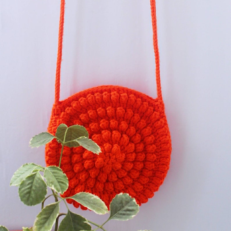 Boho-Chic Delight: The Marigold Circle Bag Crochet Pattern DIY Fashion image 2