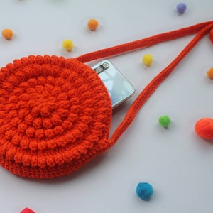 Boho-Chic Delight: The Marigold Circle Bag Crochet Pattern DIY Fashion image 1