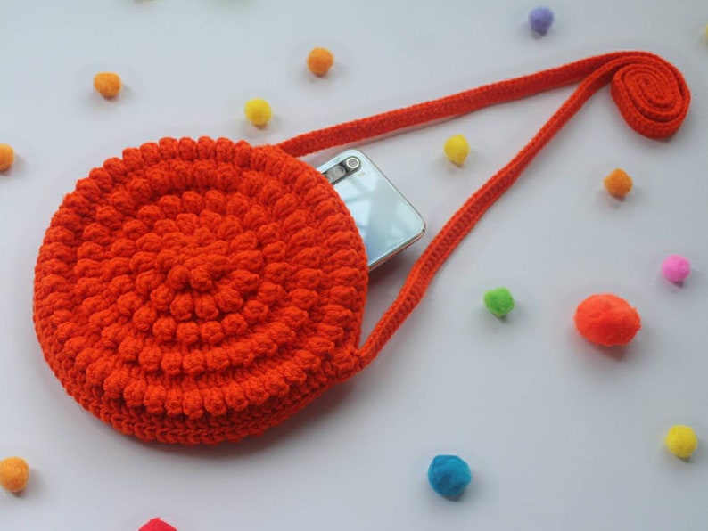 Boho-Chic Delight: The Marigold Circle Bag Crochet Pattern DIY Fashion image 1