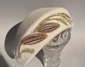 Ivory headband.Elegant headpiece.Bridal halo.Wedding headdress.Light headwear. Embroidered pale ivory headband hat. White style headpiece