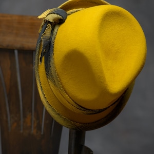 One of a kind stylish trilby felt hat, classy mustard fedora hat, handcrafted cool city trilby, modern Fedora headgear, cool stuff hat