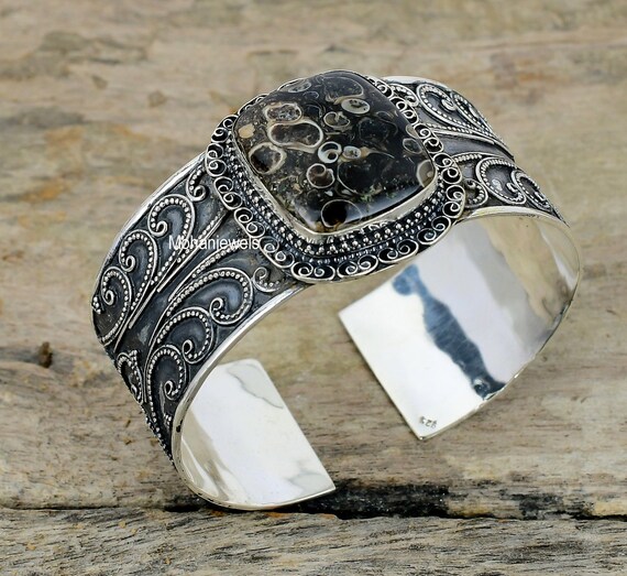 Agate cuff deals bracelet