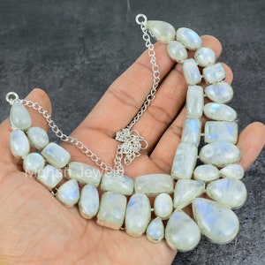 Regenbogen Mondstein Halskette, Blue Fire Mondstein Silber Boho Schmuck, Heilende Kristall Cabochon Halskette, Verlobungsgeschenk für Sie