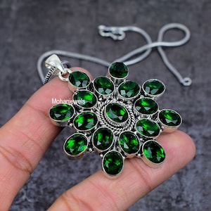 Chrome Diopside Pendant Handmade Gemstone Silver Pendant Flower Pendant Jewelry Gift Stackable Floral Pendant Necklace For Mother's Day Gift