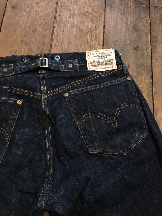 RARE Vintage Levi's 201 Selvedge Blueline Jeans - 32