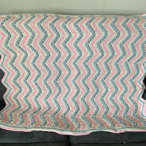 Handmade Baby blanket,Handmade Crochet Blanket, Baby gift, Baby shower gift, Warm Blanket, New baby gift, Crochet  blanket, Hand crocheted