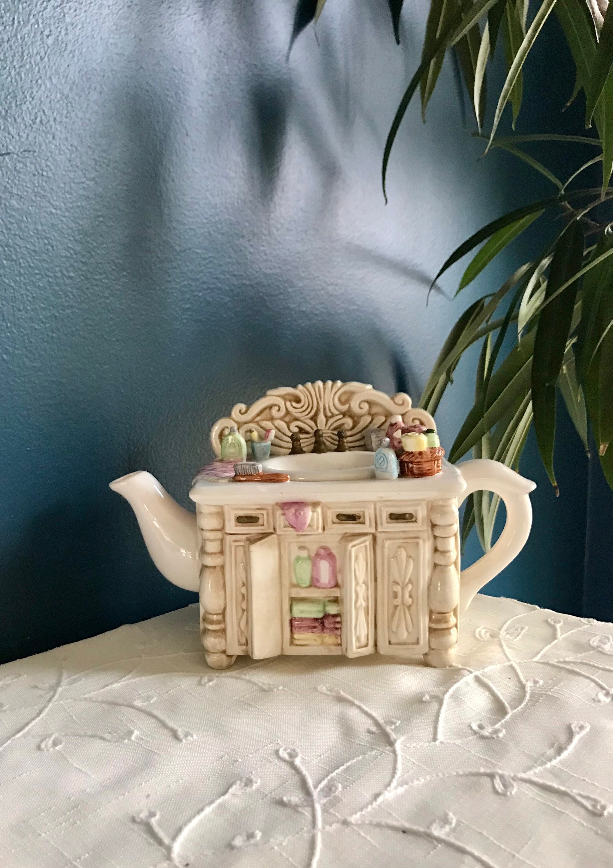 Cardinal Incbathroom Vanity Wash Basin Sink Teapot Etsy