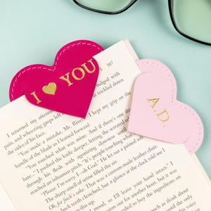 Gifts for readers, Set of Leather Bookmark, Personalized Leather Bookmark, Gift for Book Lover, Custom Leather Bookmark, Wedding Gifts