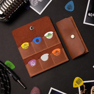 Custodia in pelle per plettri, regalo per musicista, porta plettri, festa del papà, regalo per chitarrista, custodia personalizzata per plettri