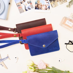 Leder Passport Inhaber, personalisierte Leder Brieftasche, Leder Passport Cover, Reisebrieftasche, Reise-Accessoires, Geschenk für sie