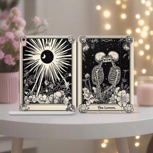 Funda para tablet con diseño del Tarot de los Amantes para iPad Pro 11 12.9 13" Air 5 4 3 2 Mini 7 6 10.2 8 9 10 gen. Funda inteligente vintage con estampado de calaveras místicas y macabras. imagen 3