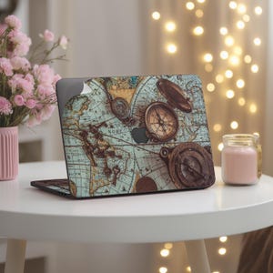 Horloge ancienne vintage pour MacBook, carte bleue, boussole aventure A2941, 13 décalcomanies aériennes Idées cadeau pour MacBook Pro 16, coque pour 15, 2021 M2 Max 14