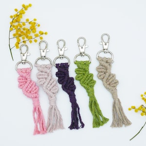 Macrame Keychain, macrame keyring, handbag keychain, handmade gift