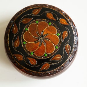 Wooden Box Handmade Hand Painted Hand Decorated Round Wooden Trinket Box Storage Box Jewelry Box
