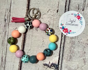 Llavero / Llavero de silicona con cuentas / Llavero de pulsera / Accesorios para mamá / Pulsera llavero estilo boho / Regalo para ella / Llavero bonito