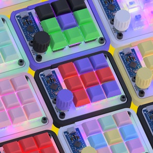 ZM 9K - w/ Dial Hotswap Mech Macropad -- (QMK/Vial) Easily Programmable Keys Through GUI)