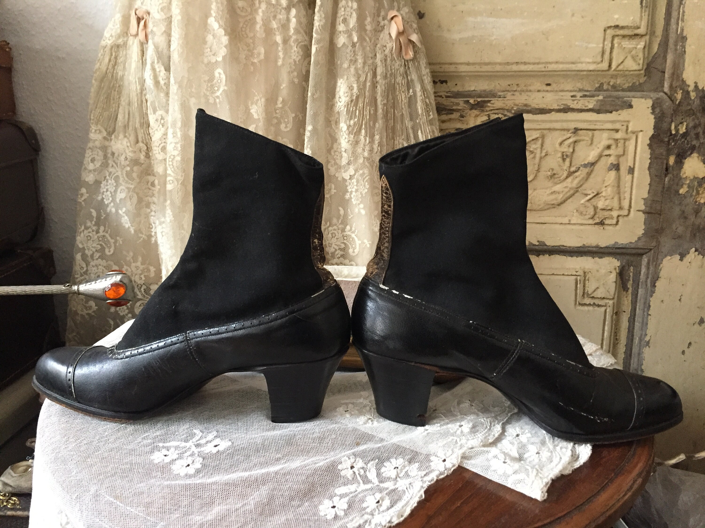 victorian style boots with buttons