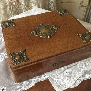Antike Holzschatulle m. Metall Messing Zierelementen Ornamenten Putten Engel alte Schachtel Schmuckschatulle Vintage Rustic antique Brocante