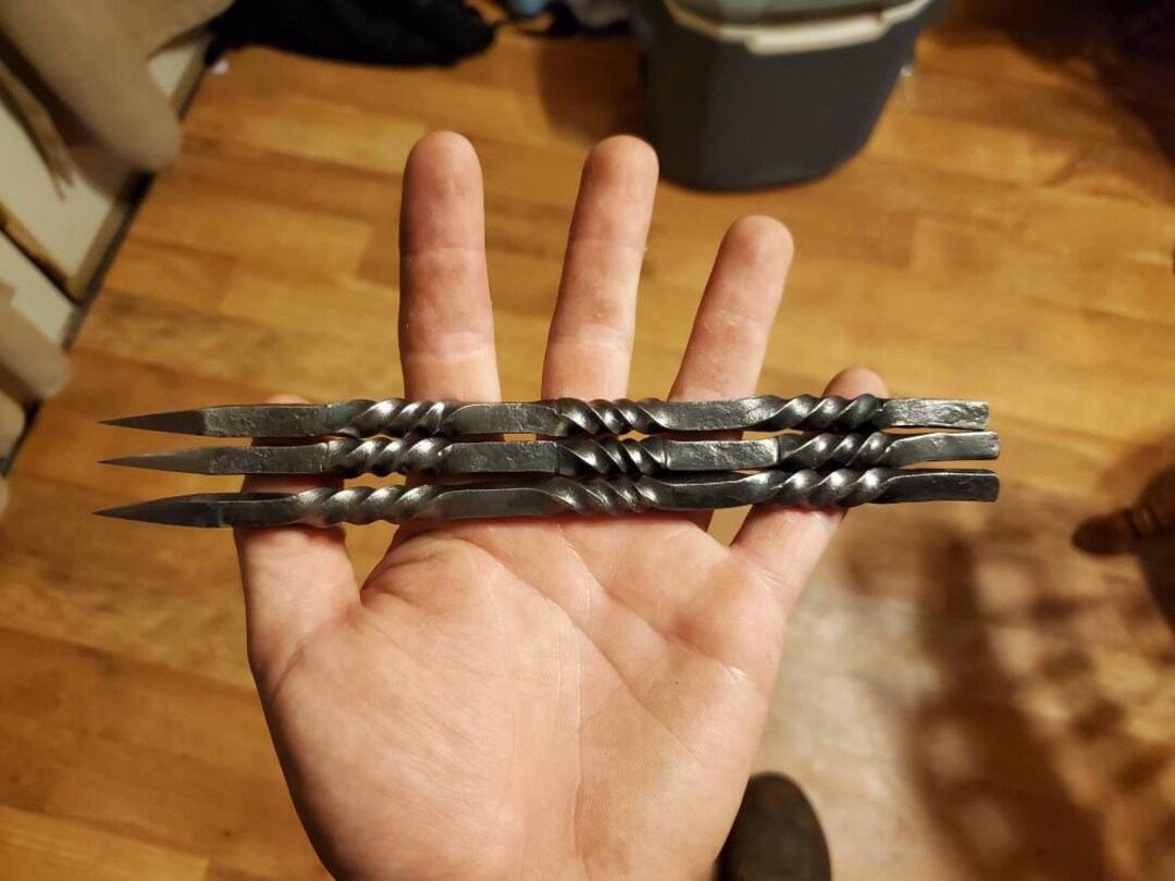 Hand Target Spikes Etsy