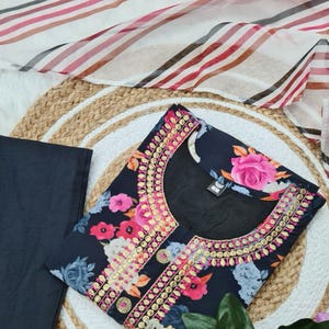 Black floral Printed Kurta With Bottom & Dupatta Set 3 piece set women