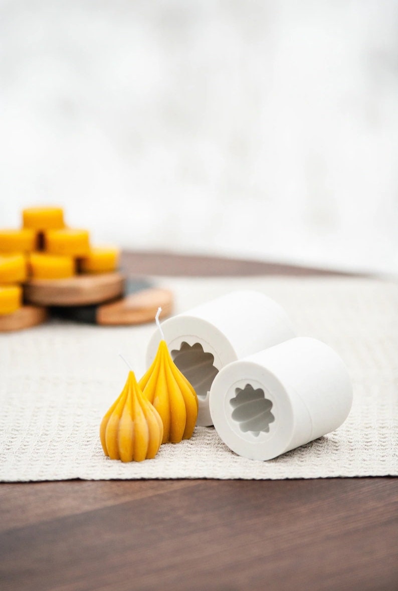 Modak Making Mold Garlic Modak Shape Silicone Mold Candles Beeswax Aromatherapy Candle ...