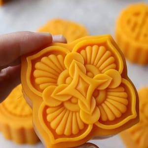 royal  shape design mold embroidery pattern soap candle resin molds mould silicone mold clay magnets
