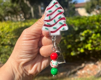 Christmas Tree Cake Badge Reel ***New Beads**