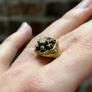 Vintage 70er/80er Gold Tone Strass Blume Modeschmuck Schmuck verstellbar Ring
