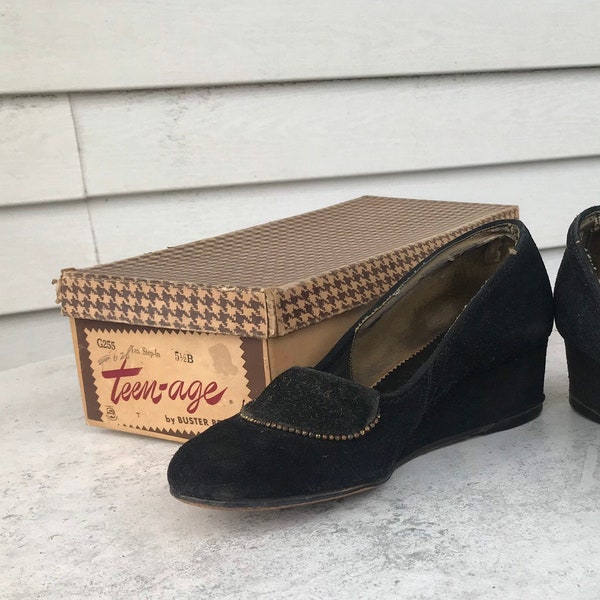 Last Chance! Vintage 1940's Black Suede Wedges In Box 5 1/2