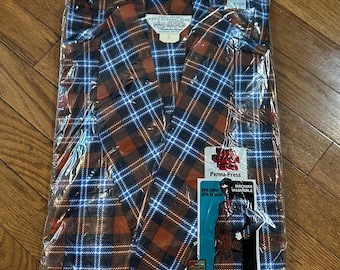Vintage 60's/70's Unworn Plaid New Old Stock Men's Bed Robe Small