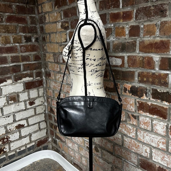 Vintage Black Leather 80's Cross Body Bag Purse
