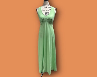Vintage Groovy 60&#39;s/70&#39;s Mink Green Halter Top Disco Formal Prom Dress