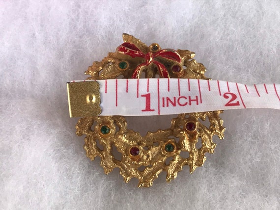 Vintage Golden Christmas Wreath Brooch - image 4