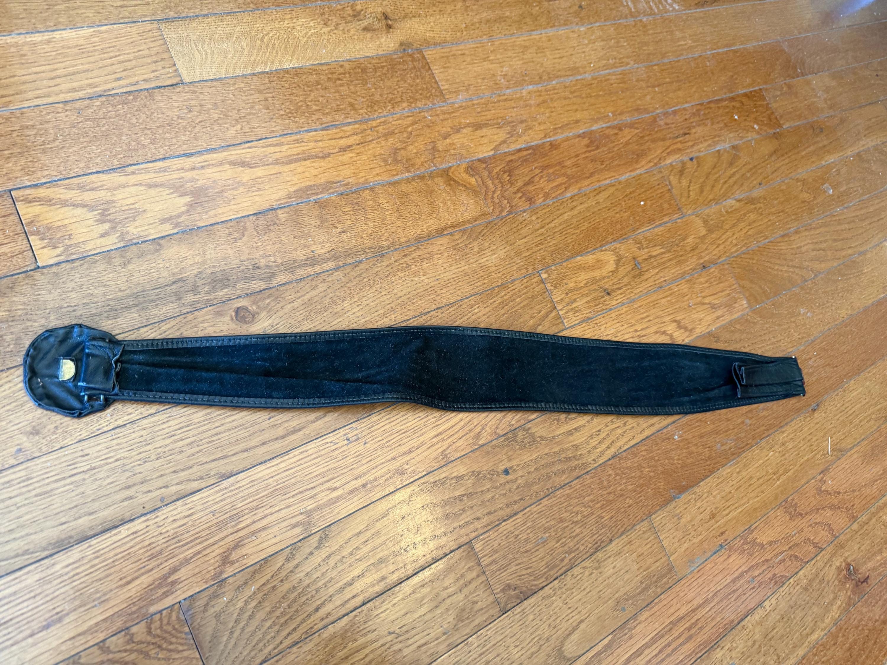 70s Rocker Belt Oversize Vintage 70's/80's Black Leather Glam Rock Belt XS 25 Inches - Etsy