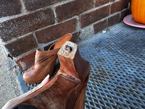 Sabots Vintage Dolcis Années 70 – Bois Et Cuir – Marron – Taille US 7 Femme – Italie