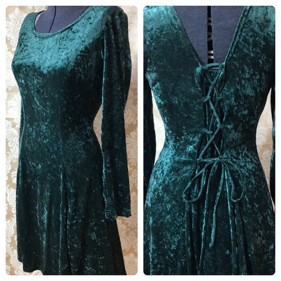 90's Valour Medieval Lace Back Dress