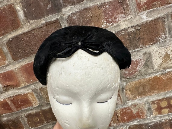 Feathered 50's Black Veiled Birdcage Fascinator H… - image 1