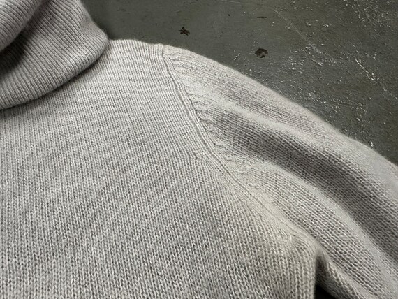 Vintage 70's Angora Wool Grey Turtle Neck Sweater - image 3