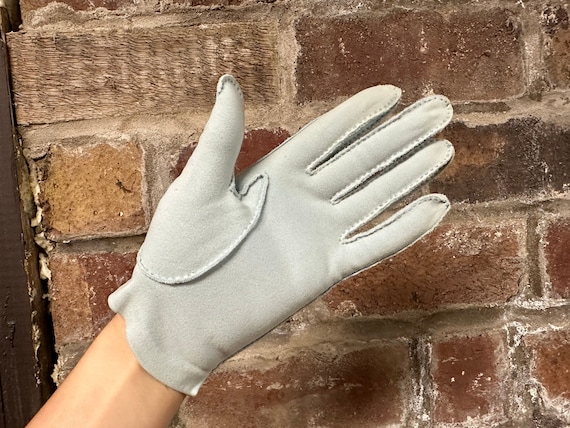 Vintage 30's Short Baby Blue Ladies Day Gloves - image 1