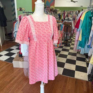 Psychedelic 60&#39;s/70&#39;s Pink Vintage Baby Doll Style Polyester Mini Dress XS