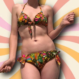 Amazing Vintage 60&#39;s Psychedelic 2 Piece String Bikini Swim Suit!